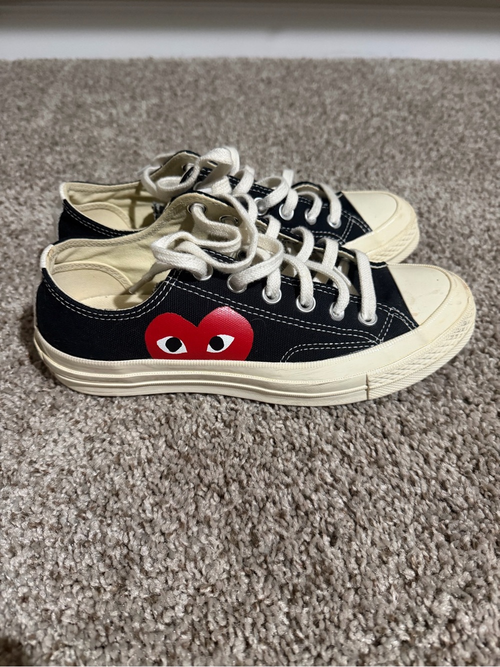 Comme Des Garcons PLAY Converse